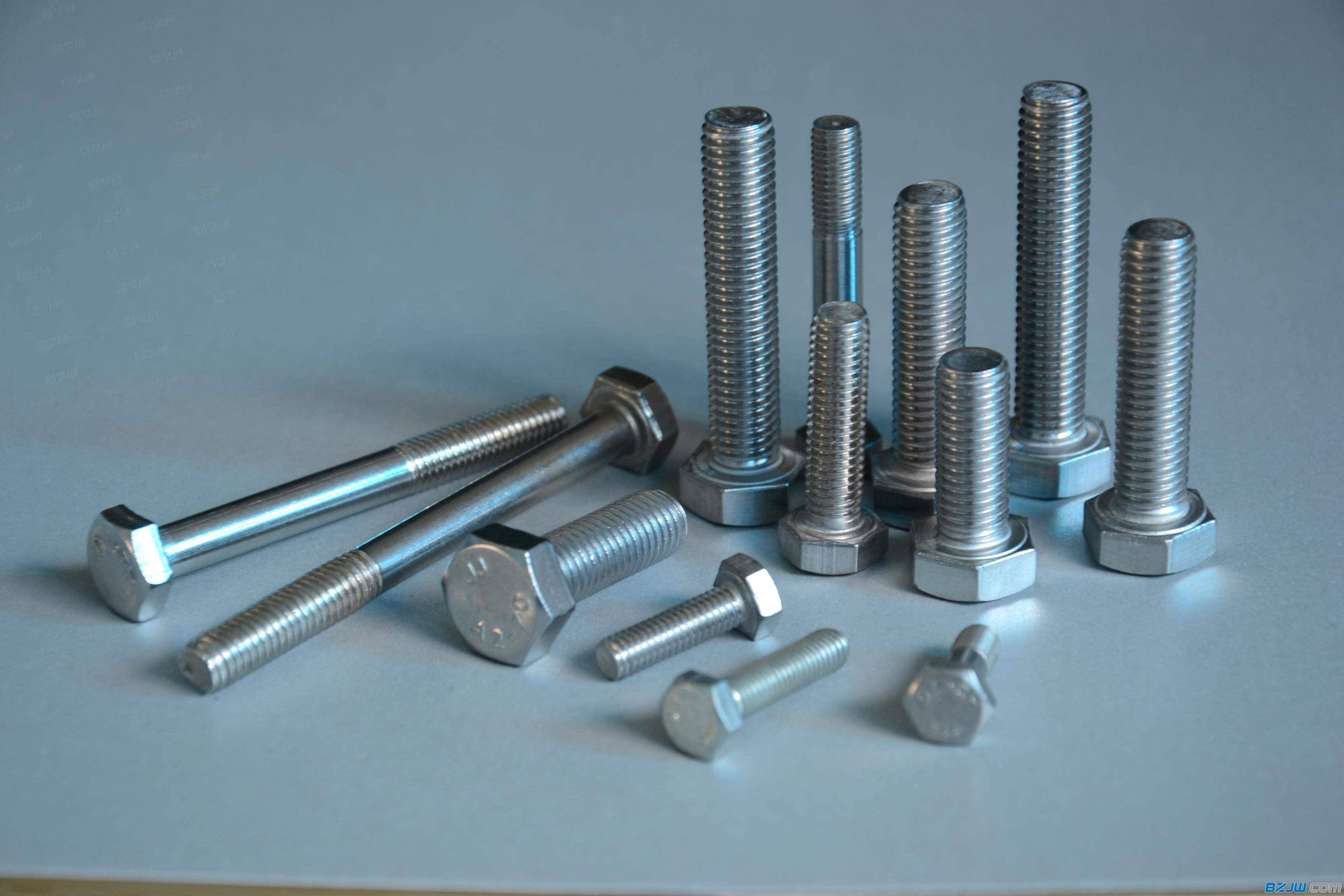 郑令粉与河北铺实达紧固件销售门市 永年紧固件产业中的个体缩影